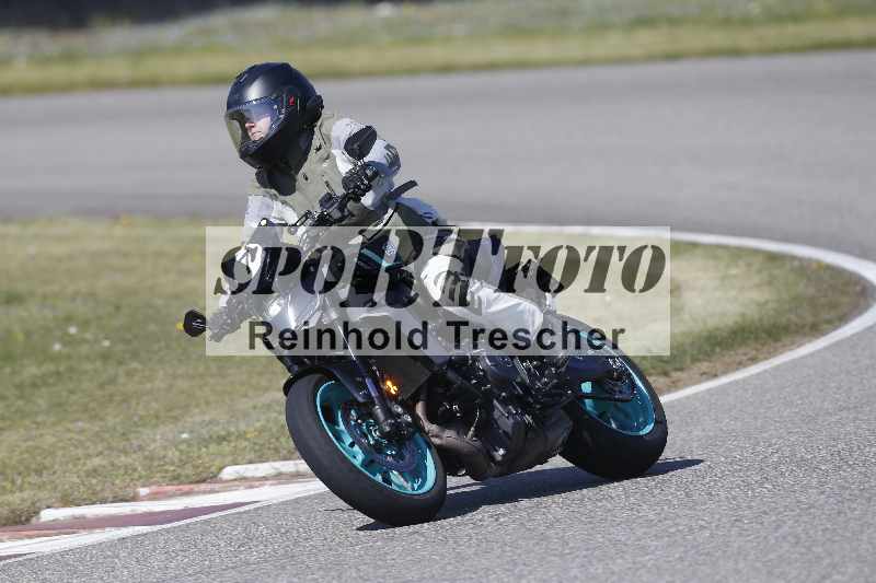 /01 02.04.2026 MAZ ADR/Gruppe gelb Gruppe gruen/7